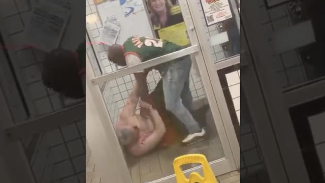 Had Him Leaking: Man Gets Jumped By Two Guys During A Dispute At A Waffle House!