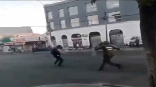 He Didn’t See That Coming: Police Officer Gets Took Uptown While Trying To Arrest A Rioter!