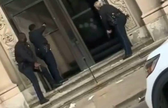 He Ain't Watch Set It Off: Homie Out Here Trying To Rob The Bank With No Escape Plan!
